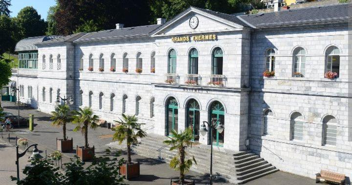 Charmant Appartement Au Centre De Bagnères-de-Bigorre Esterno foto